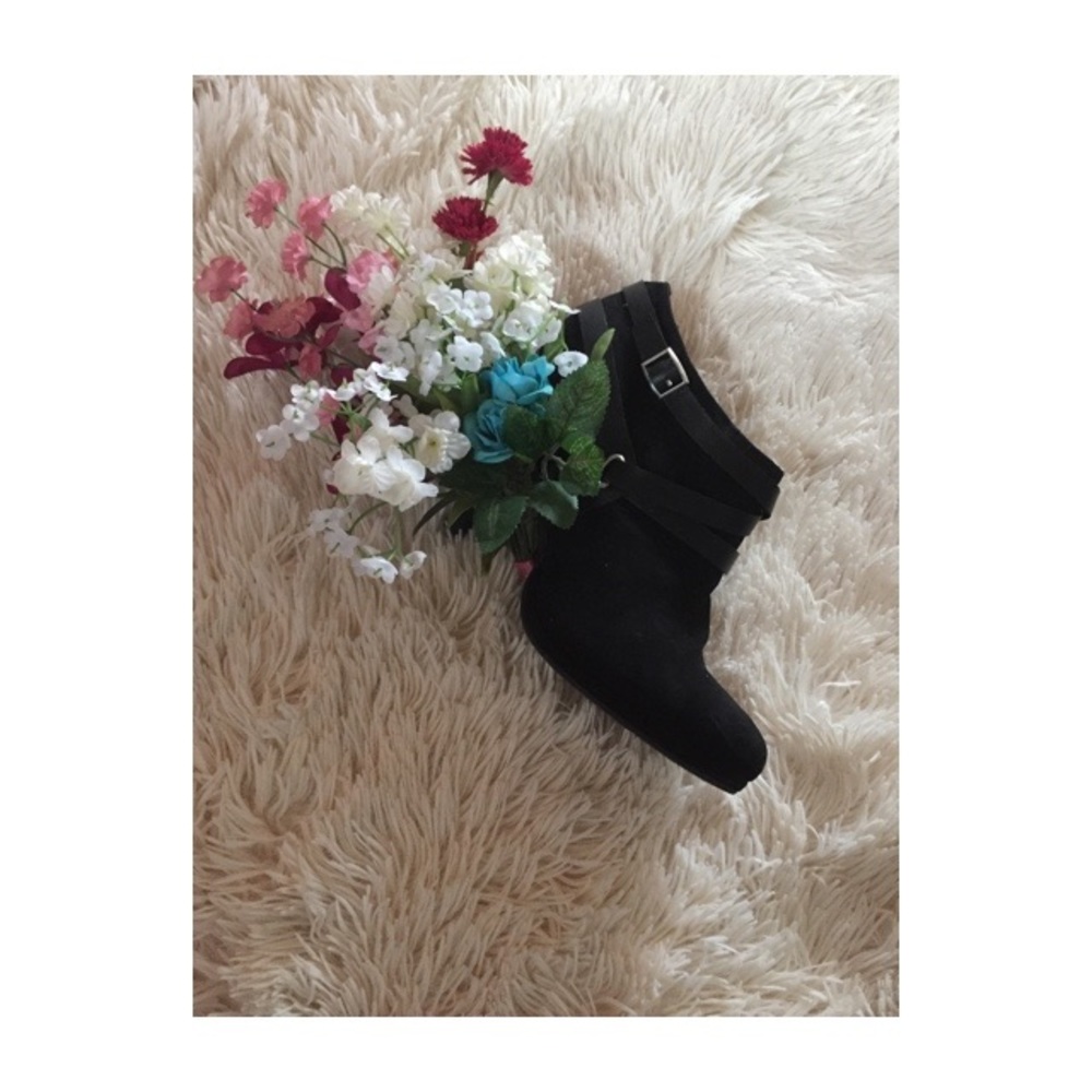 Black heels